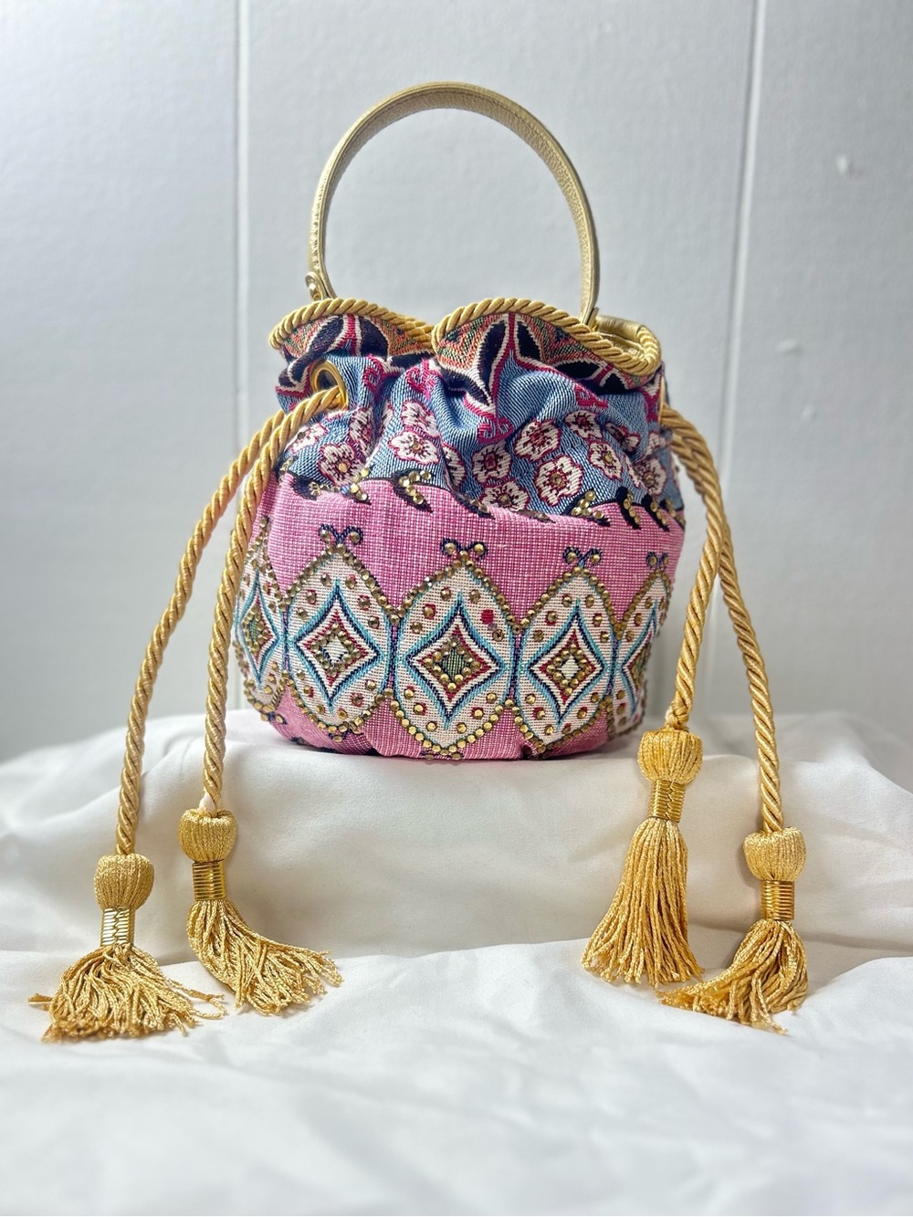 PompaRosa Boucher Bucket Bag Embellished Tapestry Shoulder Bag Colombia